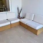 Stunning Sea View In A Private Setting 别墅